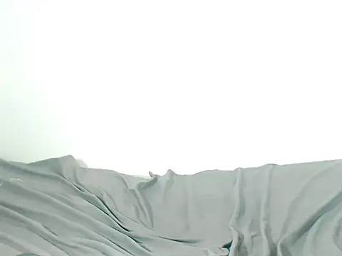 Sweeteboneycherry online show from 11.13.25