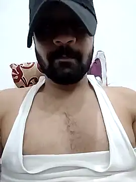 Snapshot of sexyarsh000 chatting on 11.12.25 sexyarsh000 online show from 11.12.25