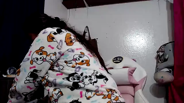 Tiff Dirty69 online show from 04.18.26