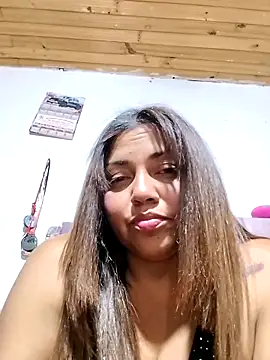 Snapshot of la_beba20 chatting on 05.10.26 la beba20 online show from 05.10.26
