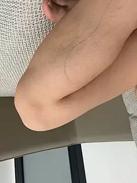 Snapshot of A-1130 chatting on 11.12.25 A-1130 online show from 11.12.25