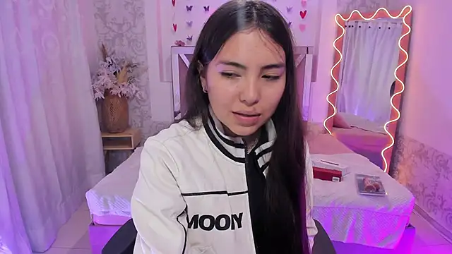 ISABELA TAY online show from 03.31.26