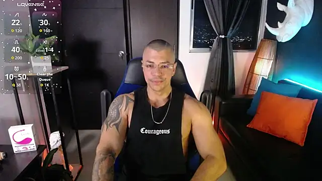 Snapshot of Zed_ferrer chatting on 05.16.26 Zed ferrer online show from 05.16.26