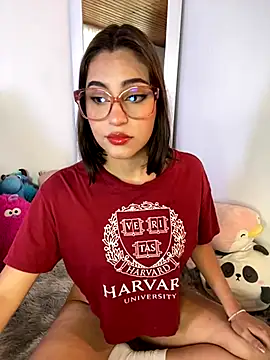 nani rosse of online show from 11.19.25