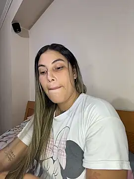 Snapshot of Anna_Bitch_Disgusting chatting on 11.13.25 Anna Bitch Disgusting online show from 11.13.25