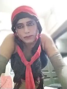 Snapshot of zami_senn chatting on 07.29.26 zami senn online show from 07.29.26