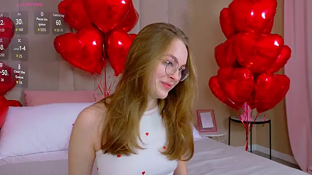 Snapshot of MadisonSmitt chatting on 02.14.26 MadisonSmitt online show from 02.14.26