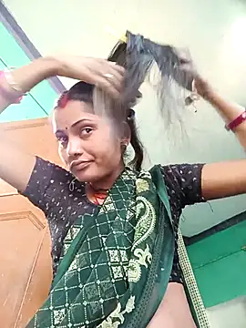 Snapshot of Pushpa_hotty chatting on 04.19.26 Pushpa hotty online show from 04.19.26