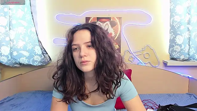 Anora Miller online show from 02.04.26