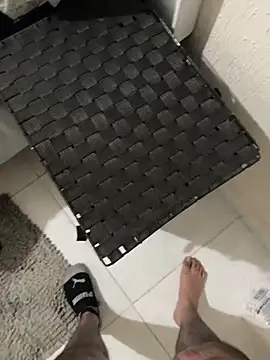 Luis211009  online show from 03.21.26