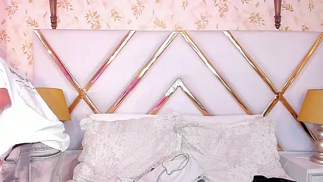 Snapshot of JacobRusso chatting on 02.04.26 JacobRusso online show from 02.04.26