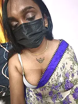 Snapshot of Dharshini98 chatting on 11.22.25 Dharshini98 online show from 11.22.25