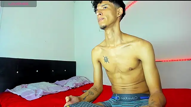 kaiborman00 online show from 02.24.26