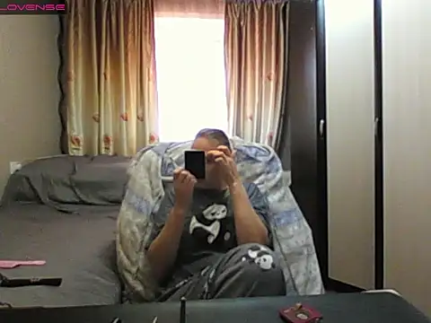 Snapshot of JenniDeep chatting on 06.22.26 JenniDeep online show from 06.22.26
