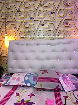 MelanyyJhonson15 online show from 04.15.26