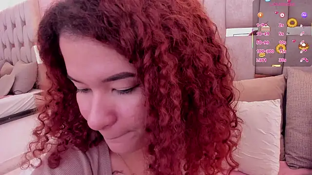 Snapshot of avrilwaynee chatting on 02.22.26 avrilwaynee online show from 02.22.26