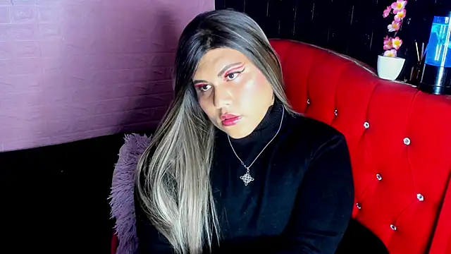 Snapshot of Chloe_Nasty chatting on 11.13.25 Chloe Nasty online show from 11.13.25