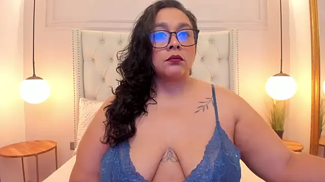 ViickyLee online show from 03.31.26