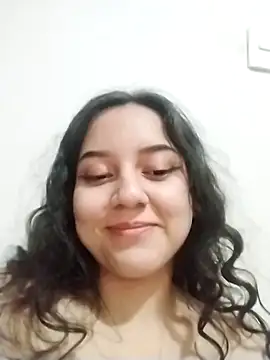 Snapshot of chibi_love chatting on 11.14.25 chibi love online show from 11.14.25