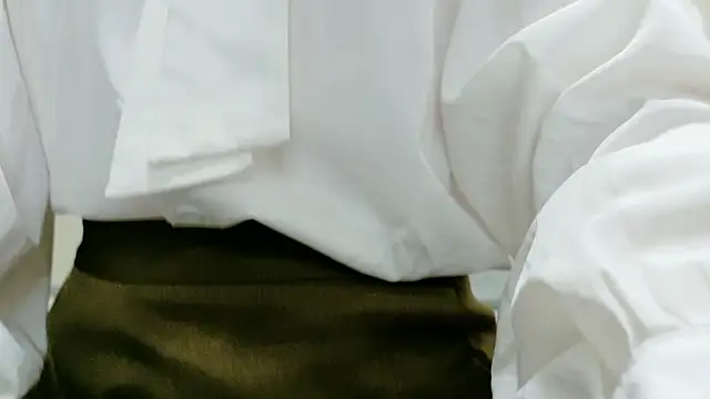 Snapshot of akane_room chatting on 11.23.25 akane room online show from 11.23.25