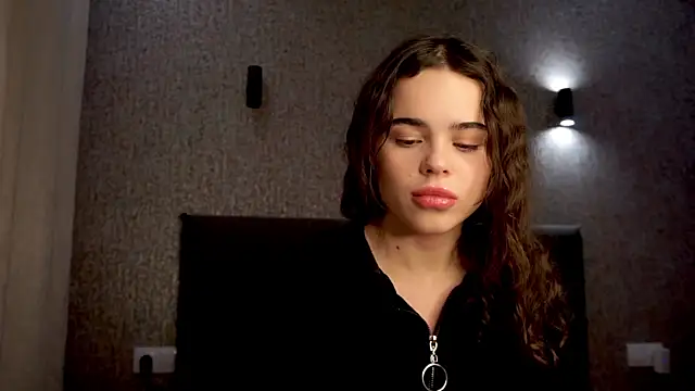 lindaTT online show from 11.27.25