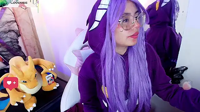 Snapshot of tsuky_nekoo chatting on 11.14.25 tsuky nekoo online show from 11.14.25