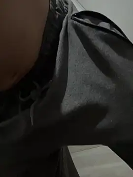 Snapshot of atesturky chatting on 12.02.25 atesturky online show from 12.02.25