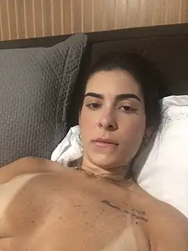 Snapshot of fer-nanda chatting on 01.17.26 fer-nanda online show from 01.17.26