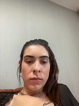 Snapshot of fer-nanda chatting on 01.18.26 fer-nanda online show from 01.18.26