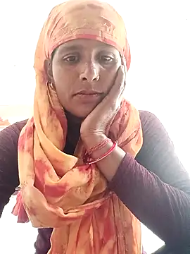 Snapshot of Pirvesh_singh chatting on 12.15.25 Pirvesh singh online show from 12.15.25