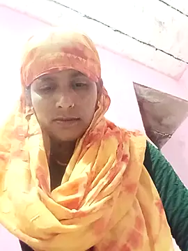 Snapshot of Pirvesh_singh chatting on 12.16.25 Pirvesh singh online show from 12.16.25