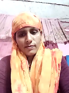 Snapshot of Pirvesh_singh chatting on 12.21.25 Pirvesh singh online show from 12.21.25