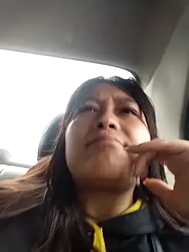 Snapshot of Kitty_25x chatting on 11.19.25 Kitty 25x online show from 11.19.25