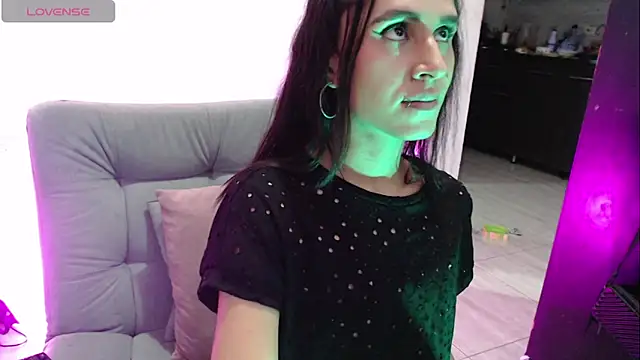 Isabella Hillss online show from 02.19.26