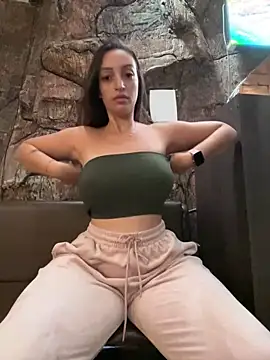 BelleRune online show from 04.03.26