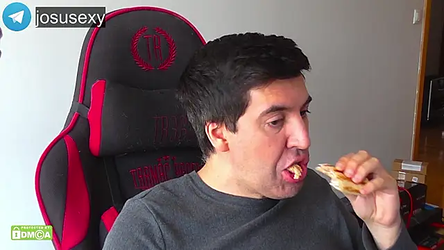 Snapshot of likihot chatting on 02.27.26 likihot online show from 02.27.26