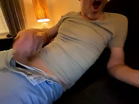 Snapshot of Brandonn1989amateur chatting on 01.10.26 Brandonn1989amateur online show from 01.10.26