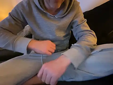 Snapshot of Brandonn1989amateur chatting on 02.08.26 Brandonn1989amateur online show from 02.08.26