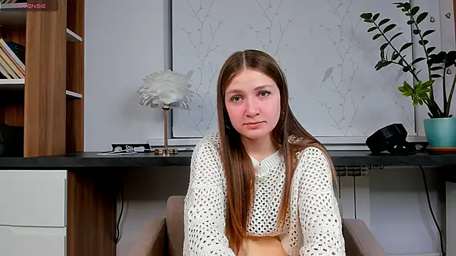 Snapshot of LesaFeldker chatting on 12.02.25 LesaFeldker online show from 12.02.25