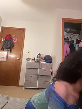 Snapshot of Binaxox chatting on 11.15.25 Binaxox online show from 11.15.25