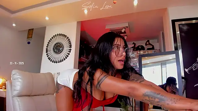 Snapshot of sofiasexhot chatting on 11.23.25 sofiasexhot online show from 11.23.25