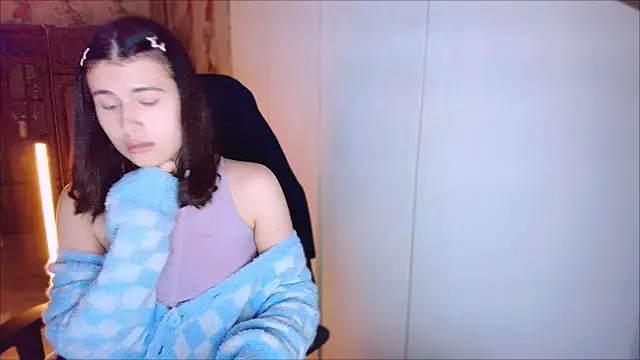 KristinaScott online show from 02.08.26