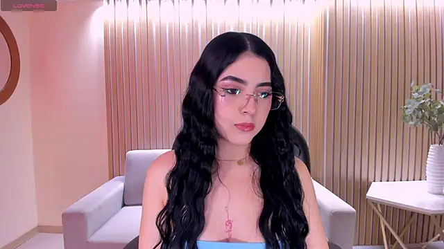 HaileyRoss  online show from 07.26.26