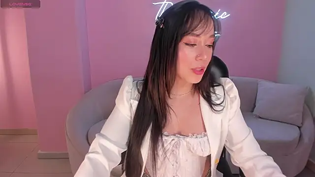 ZaraKafruni online show from 03.28.26