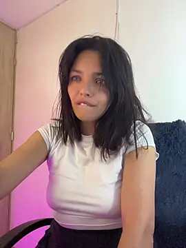LaraDanverss online show from 06.24.26
