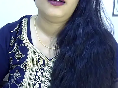 Muskan Jha online show from 05.06.26