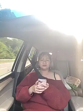 yiyi0316 online show from 11.24.25