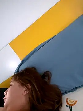 yiyi0316 online show from 12.02.25