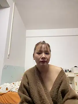 yiyi0316 online show from 12.04.25