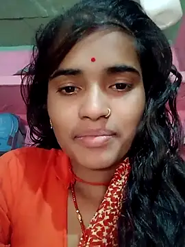 Snapshot of Pxrani chatting on 11.18.25 Pxrani online show from 11.18.25